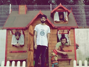 Concierto de Trajano! en la We Are Your Friends del Make Noise