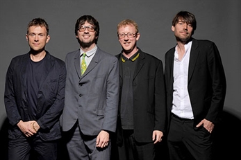 Blur entran al estudio en Hong Kong