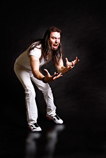 Andrew W. K. quiere tocar durante 24 horas