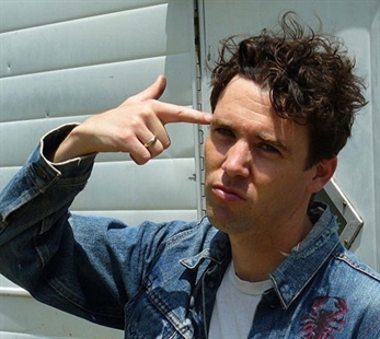 Cass McCombs coge el skate para el vídeo de “Morning Star”