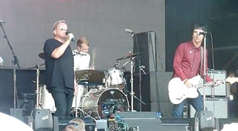 Electronic vuelven a verse las caras