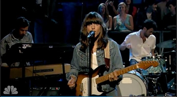 Mira el paso de Eleanor Friedberger por Fallon