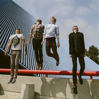 Alt-J pensando en grabar disco nuevo este año