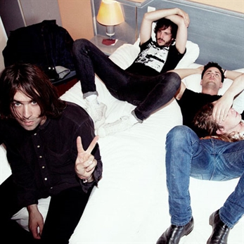 The Vaccines comparten “Everybody’s Gonna Let You Down”