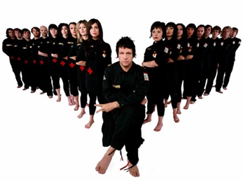 Escucha lo nuevo de The Polyphonic Spree