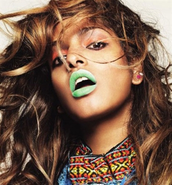 MIA comparte una mixtape de su próximo trabajo