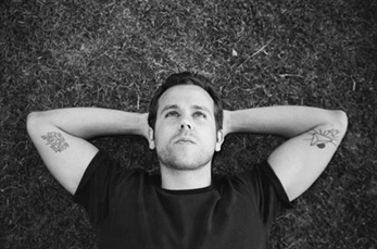 M83 lanzan concurso