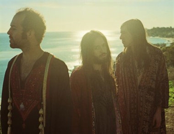 Crystal Fighters cambian de sala en Barcelona