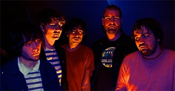 El colectivo Hi Jauh USB estrena local en Barcelona