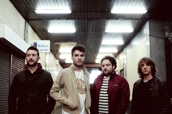 Supersubmarina en directo desde Red Bull Studio
