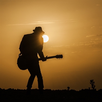 Premiere de Antonio Arias hoy en Granada