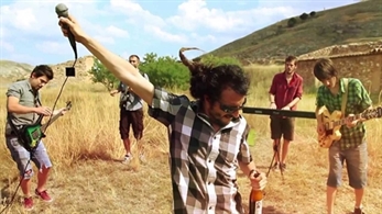 Mucha música en la 9ª Feria Asociacionismo Joven del Consejo de la Juventud de Zaragoza