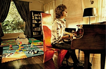 Ya puedes escuchar lo nuevo de Bunbury