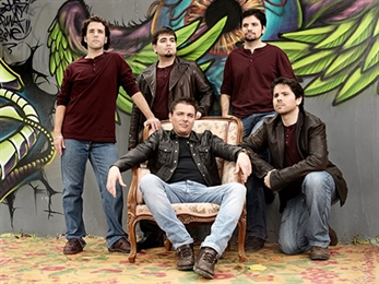 La banda valenciana Ecoband saca un recopilatorio con todos sus temas