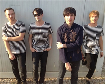 La policía francesa interrumpe un concierto de Tokyo Sex Destruction