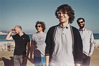 “Something Bigger” el nuevo single de WAS