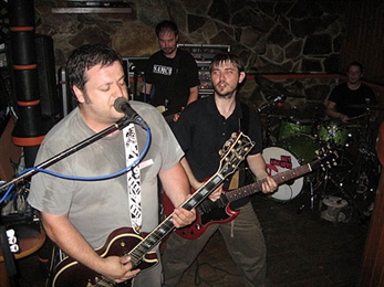 Wet Knickers regresan con nuevo disco