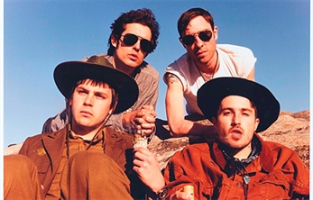 Black Lips adelantan “Boys In The Wood”