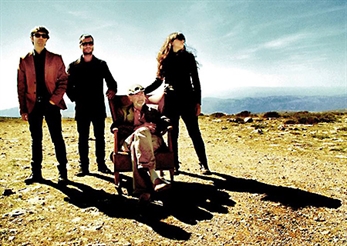 La Gran Alianza y su EP de versiones de Julio Bustamante