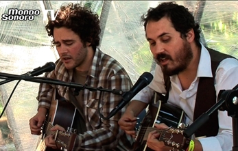 Niño y Pistola en MondoTv