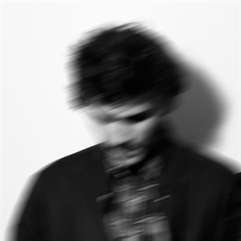 Playless, el nuevo proyecto de Alex Ferrer