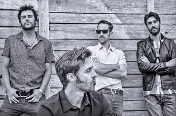 Estreno en directo de Santero y Los Muchachos