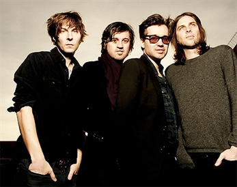 Ariel Pink remezcla a Phoenix
