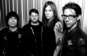 "FUCKMYLIFE666", el clip sobre la ambigüedad sexual de Tom Gabel