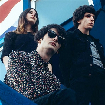 Escucha el nuevo single de Grushenka