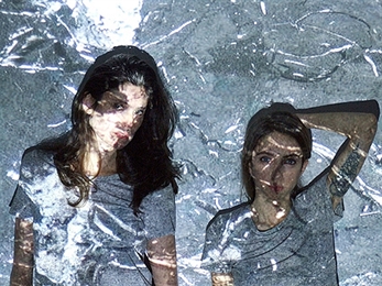 Estrenamos el primer clip de LCC