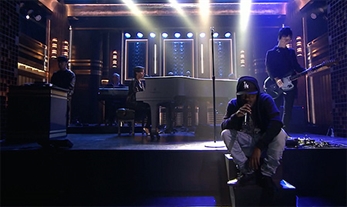 Johnny Marr, Kendrick Lamar, Alicia Keys, AraabMuzik y Hans Zimmer juntos en TV