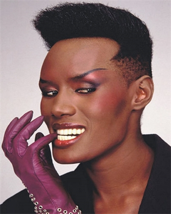Se publica remasterizado el álbum “Nighclubbing” de Grace Jones