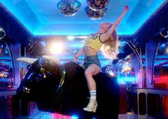 Estrenamos “Bailando mal”, el nuevo clip de La Banda Municipal del Polo Norte