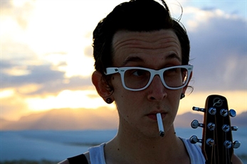 Micah P. Hinson en Avilés