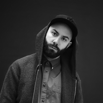 Woodkid experimenta con el 4D