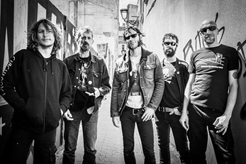 Adelanto del nuevo disco de Manolo Kabezabolo