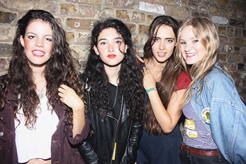 Te ofrecemos el diario de la aventura británica de Deers