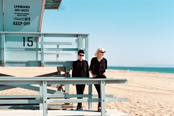 Estrenamos el lyric video de "Kill!", el nuevo single de The Raveonettes
