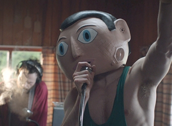 Frank, una película inspirada en Daniel Johnston y Captain Beefheart entre otros