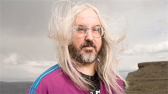 Escucha lo nuevo de J. Mascis