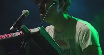 Estreno del nuevo vídeo de De Vito