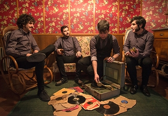 Grupos que no te puedes perder: Helltrip