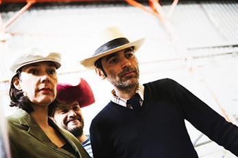 Laetitia Sadier actuará en Valencia y Altea