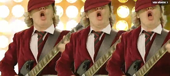Muchas pelotas en el vídeo de AC/DC