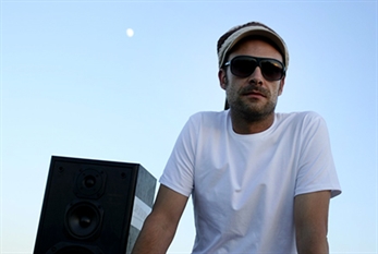 Nuevo video y disco del agitador de reggae Ital Erik