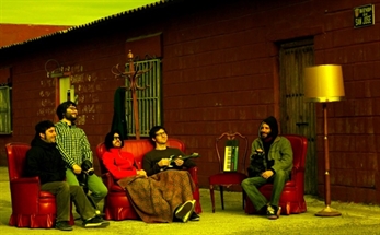 Camille inician mini-gira con tres bandas