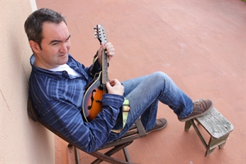 Joan Boada debuta en solitario con "És molt fàcil"
