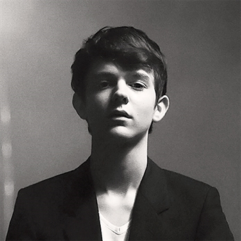 Escucha "Pay No Mind", de Madeon y Passion Pit