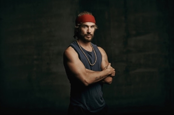 Las "Historias tattooadas" de Macaco en el Weekend Beach