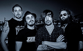 El "youtuber" LibertyMario apuesta por el punk-rock